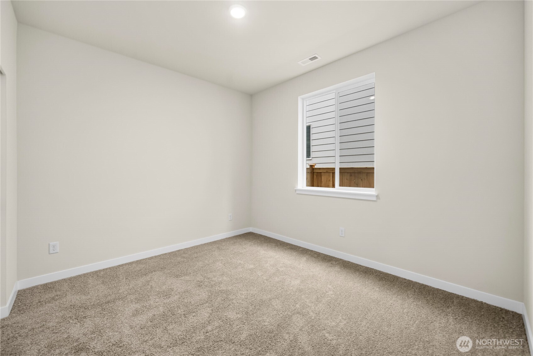 7758 42nd Place Property Photo 5