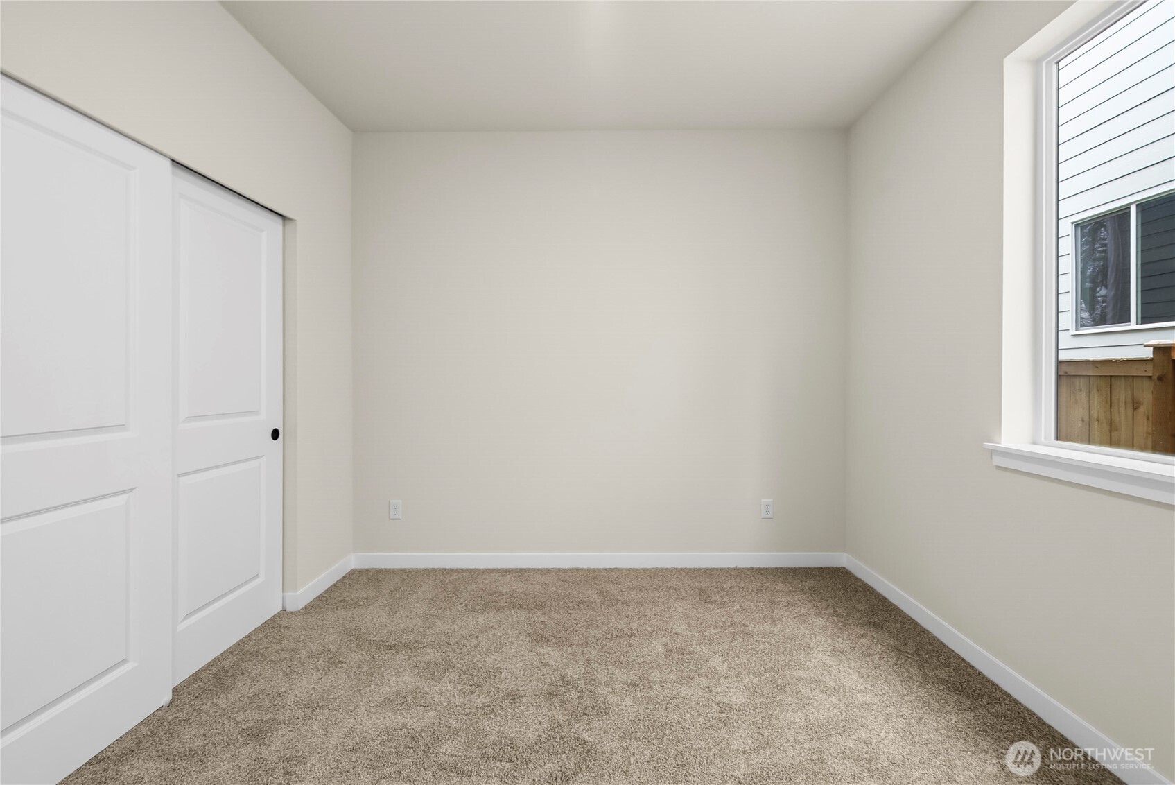 7758 42nd Place Property Photo 6