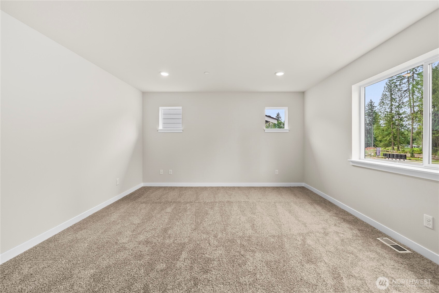 7758 42nd Place Property Photo 20