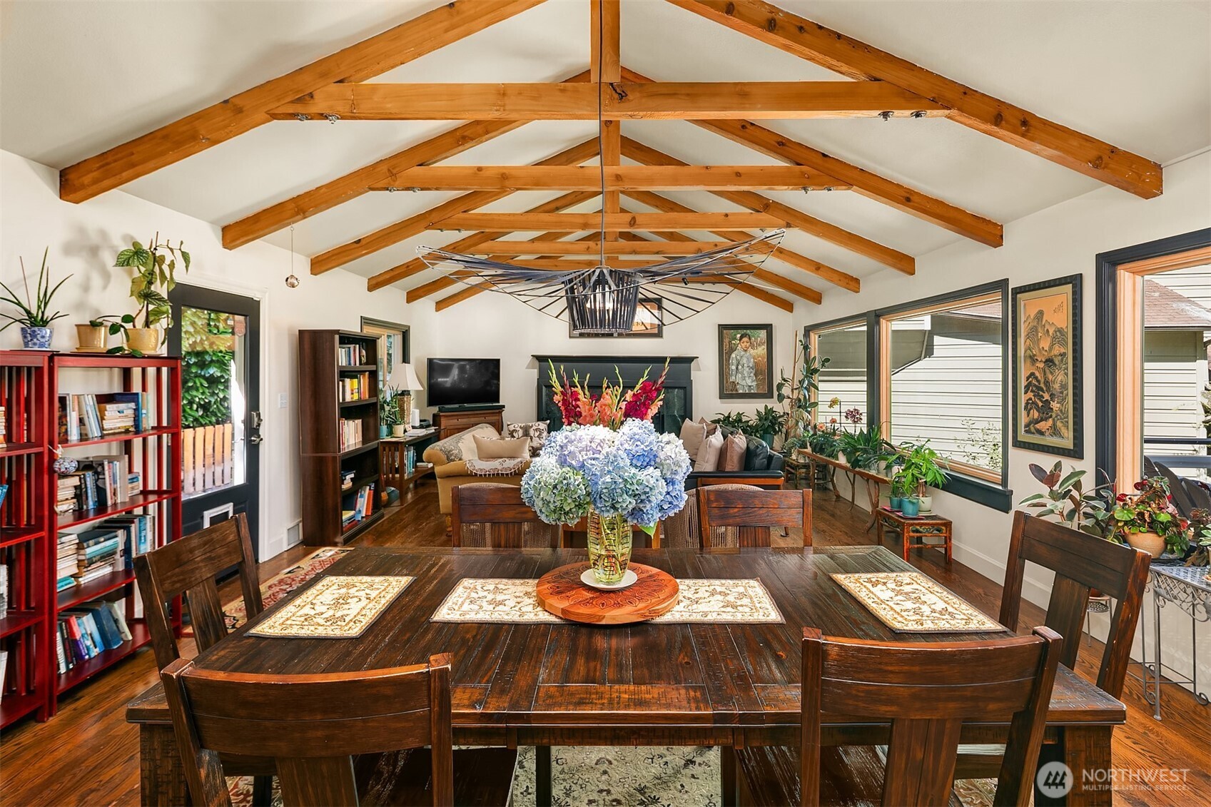 13731 42nd Place Property Photo 7