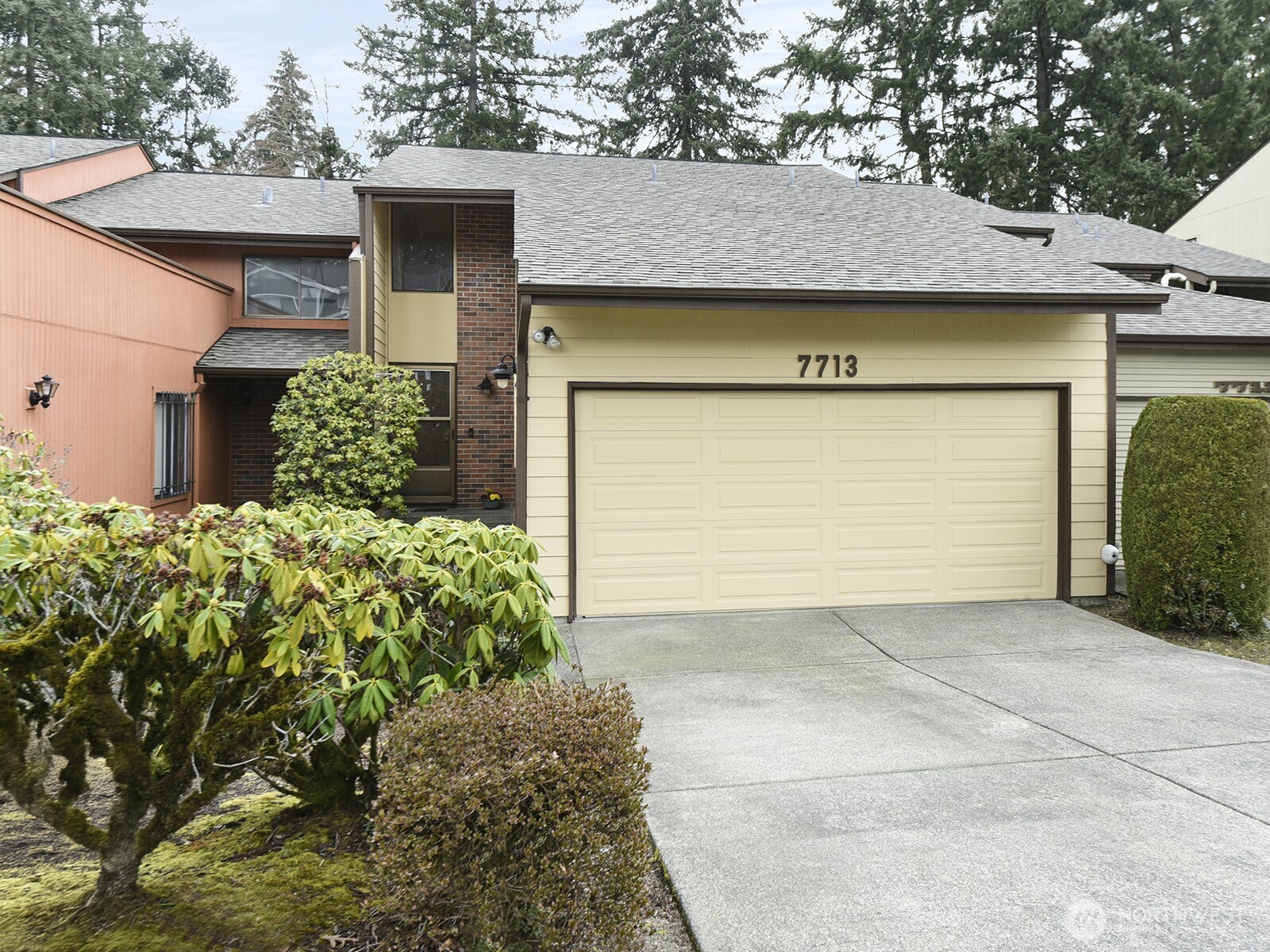 7713 Zircon Drive Property Photo 1