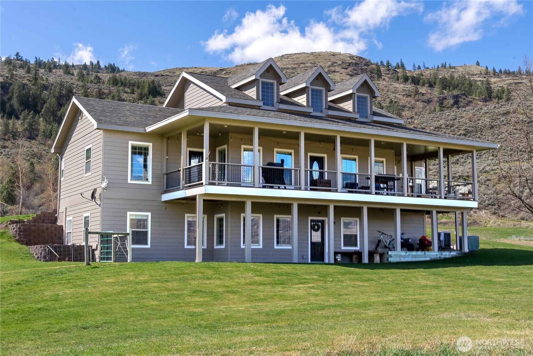 31 Rooster Flats Property Photo 2