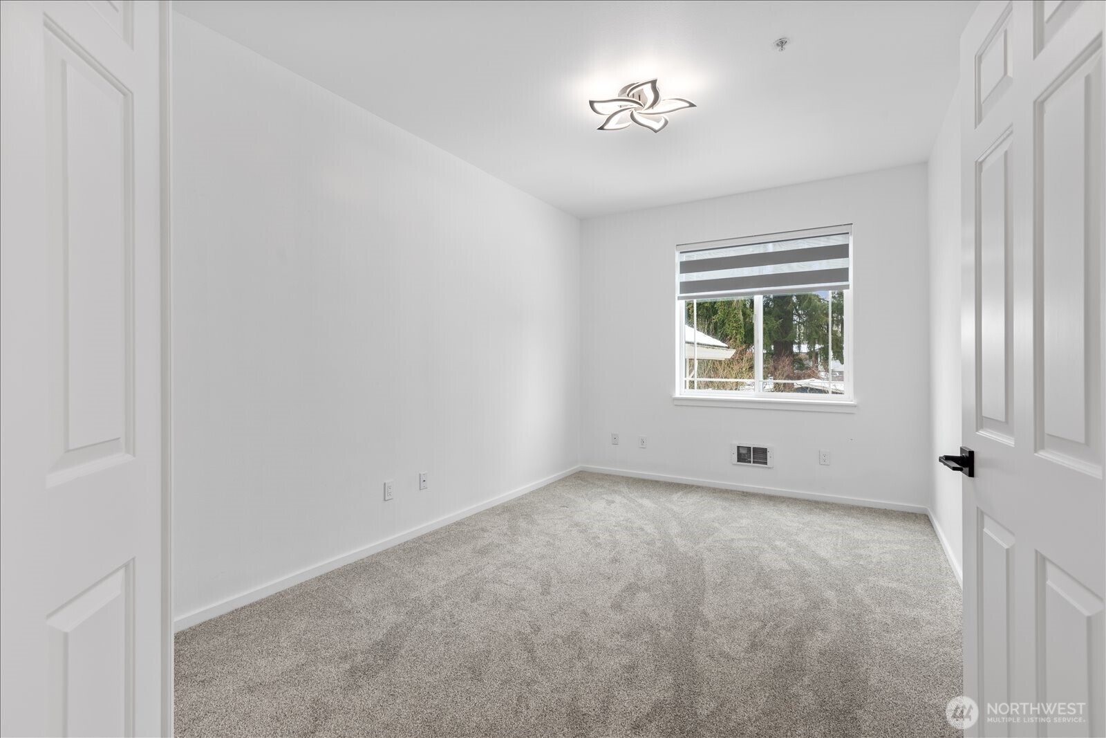 107 164th Street 3-402 Property Photo 10