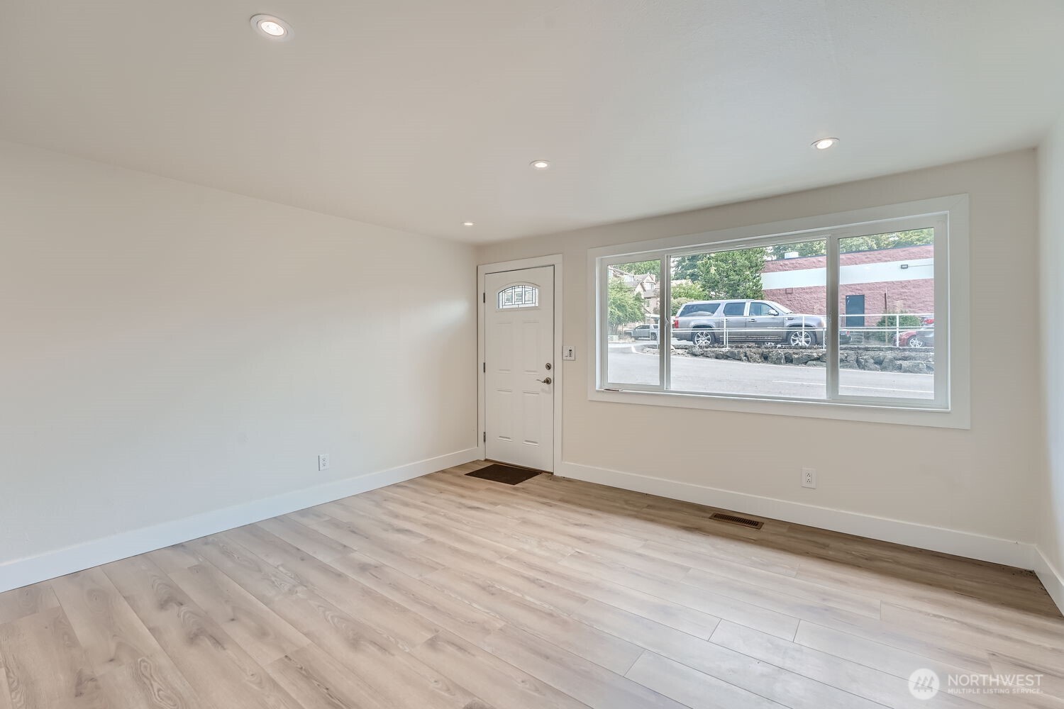 1409 Union Avenue Property Photo 5