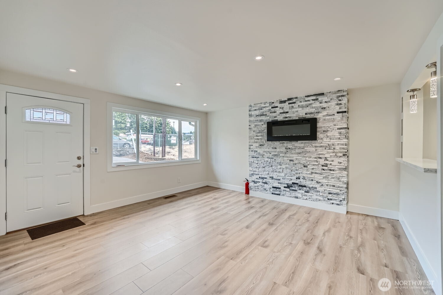 1409 Union Avenue Property Photo 6