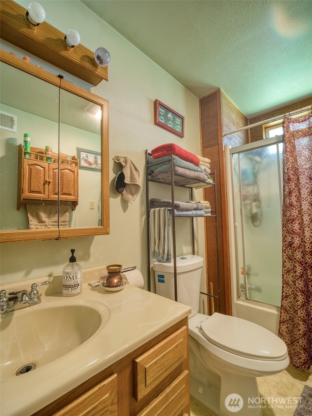 620 Monroe Street Property Photo 8