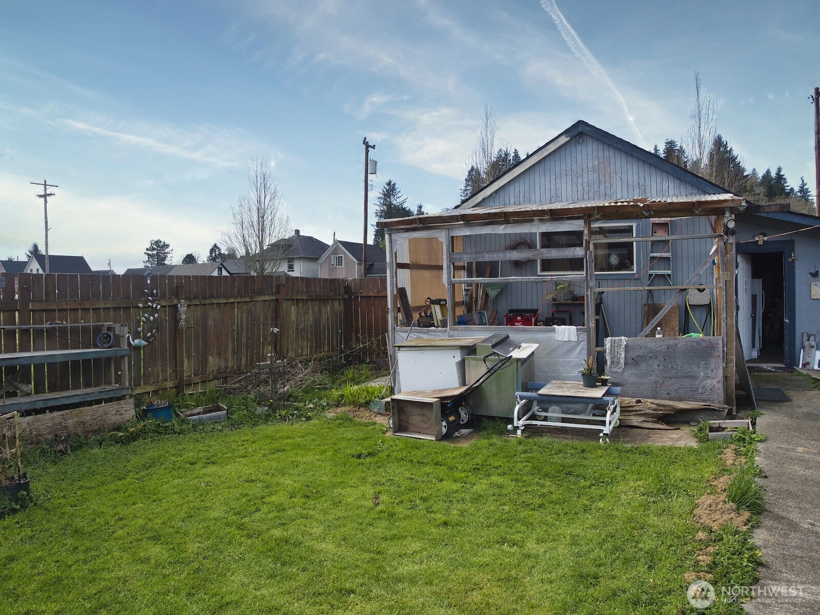 620 Monroe Street Property Photo 9