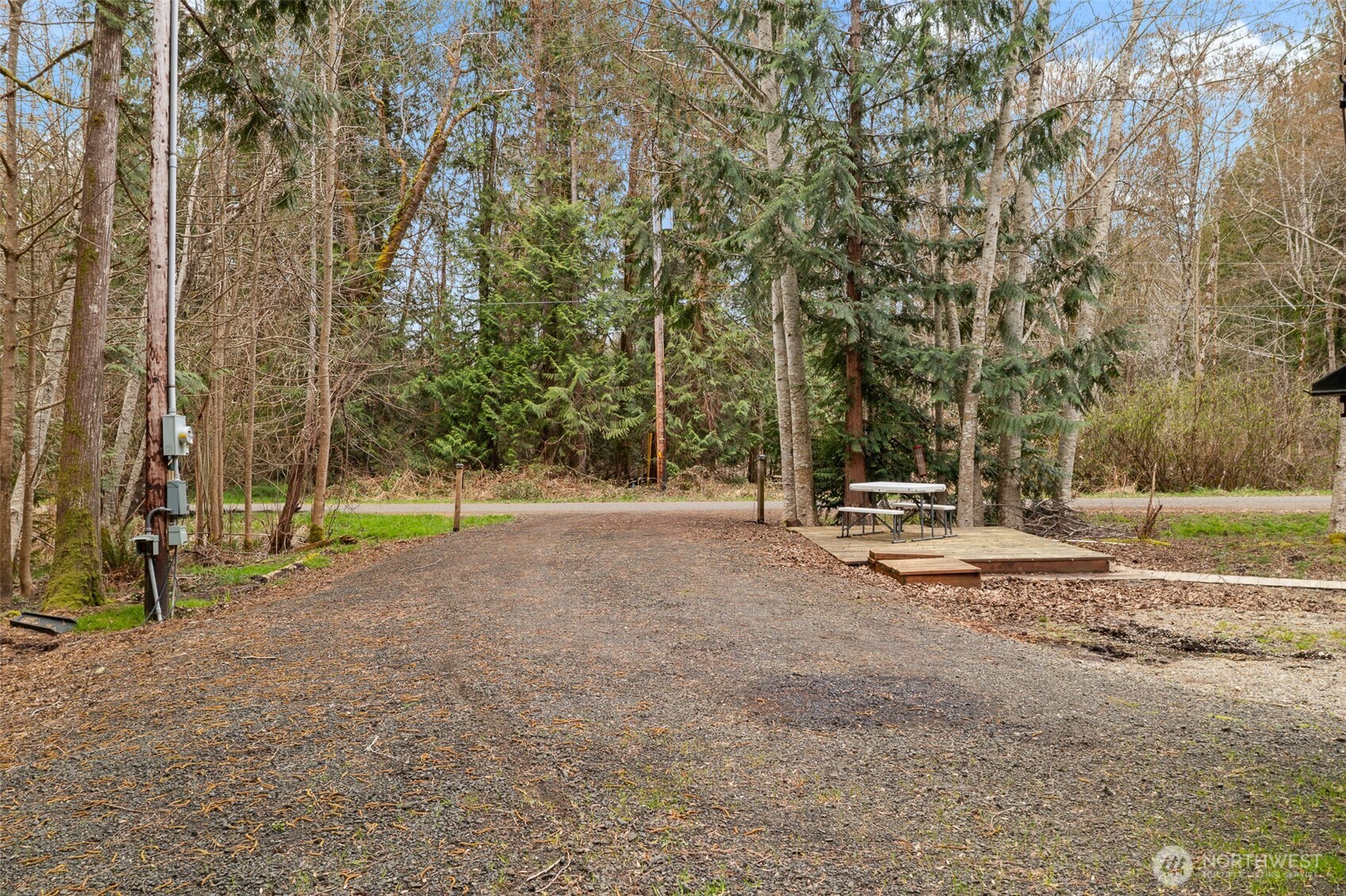 170 E Lakeshore Drive Property Photo 17