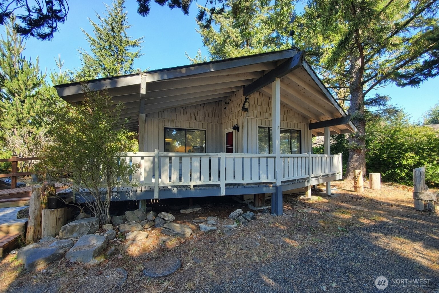 1000 Mt.olympus Avenue Property Photo 2