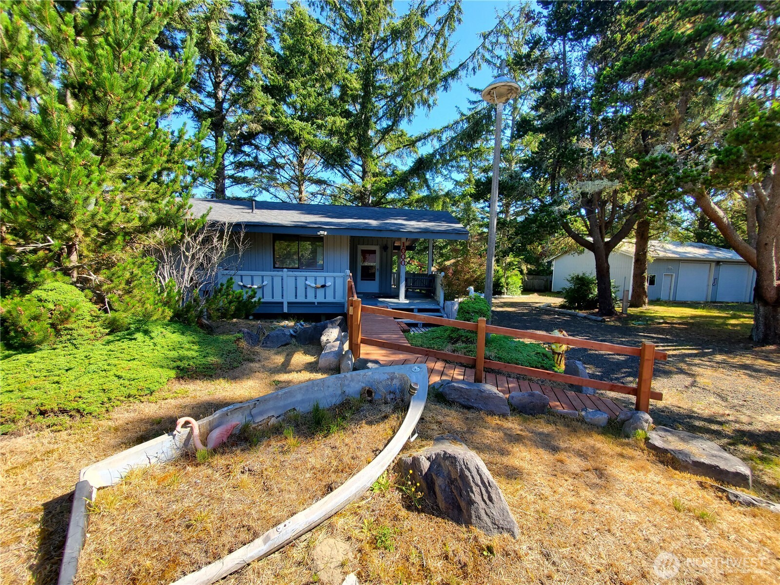 1000 Mt.olympus Avenue Property Photo 3