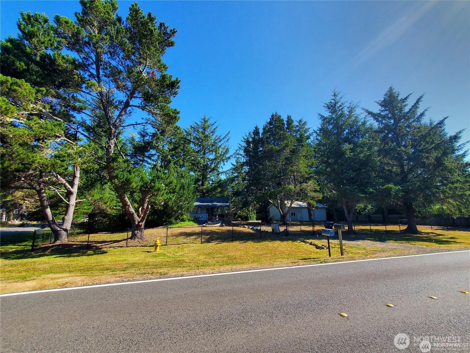 1000 Mt.olympus Avenue Property Photo 6