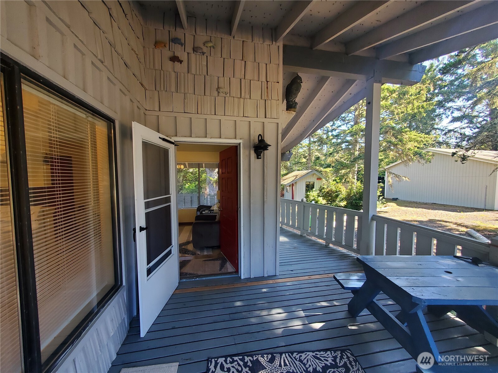 1000 Mt.olympus Avenue Property Photo 8