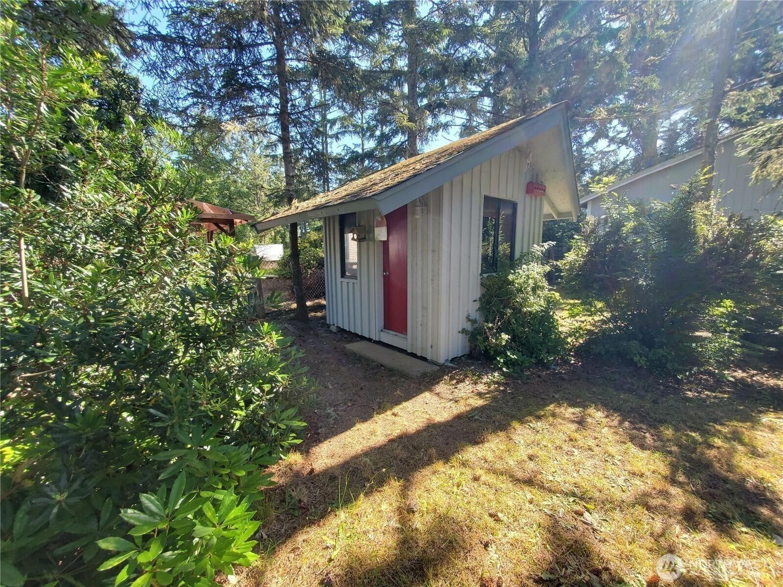 1000 Mt.olympus Avenue Property Photo 23