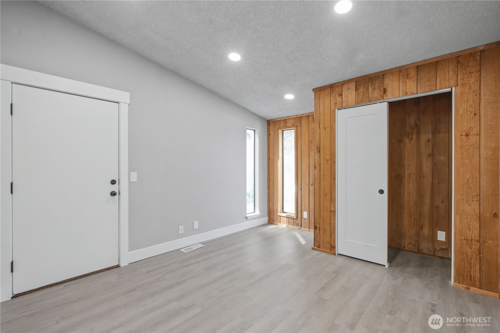 332 S Birch Street Property Photo 12