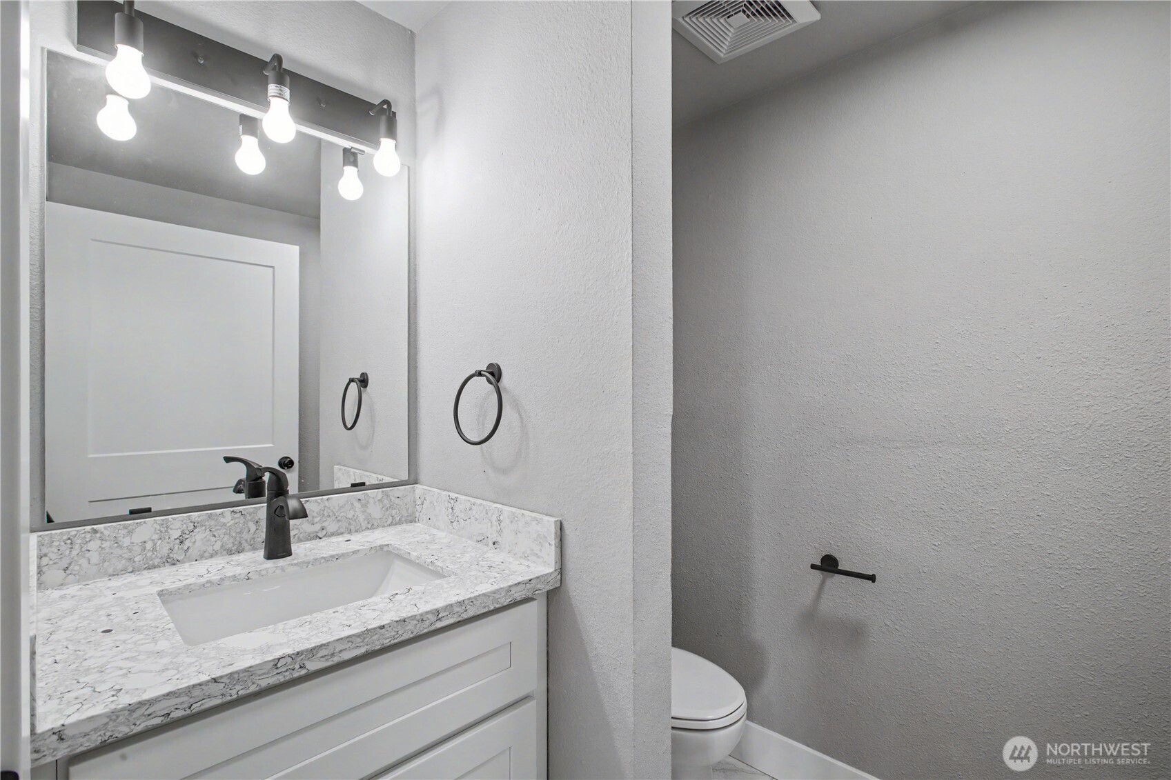 332 S Birch Street Property Photo 14