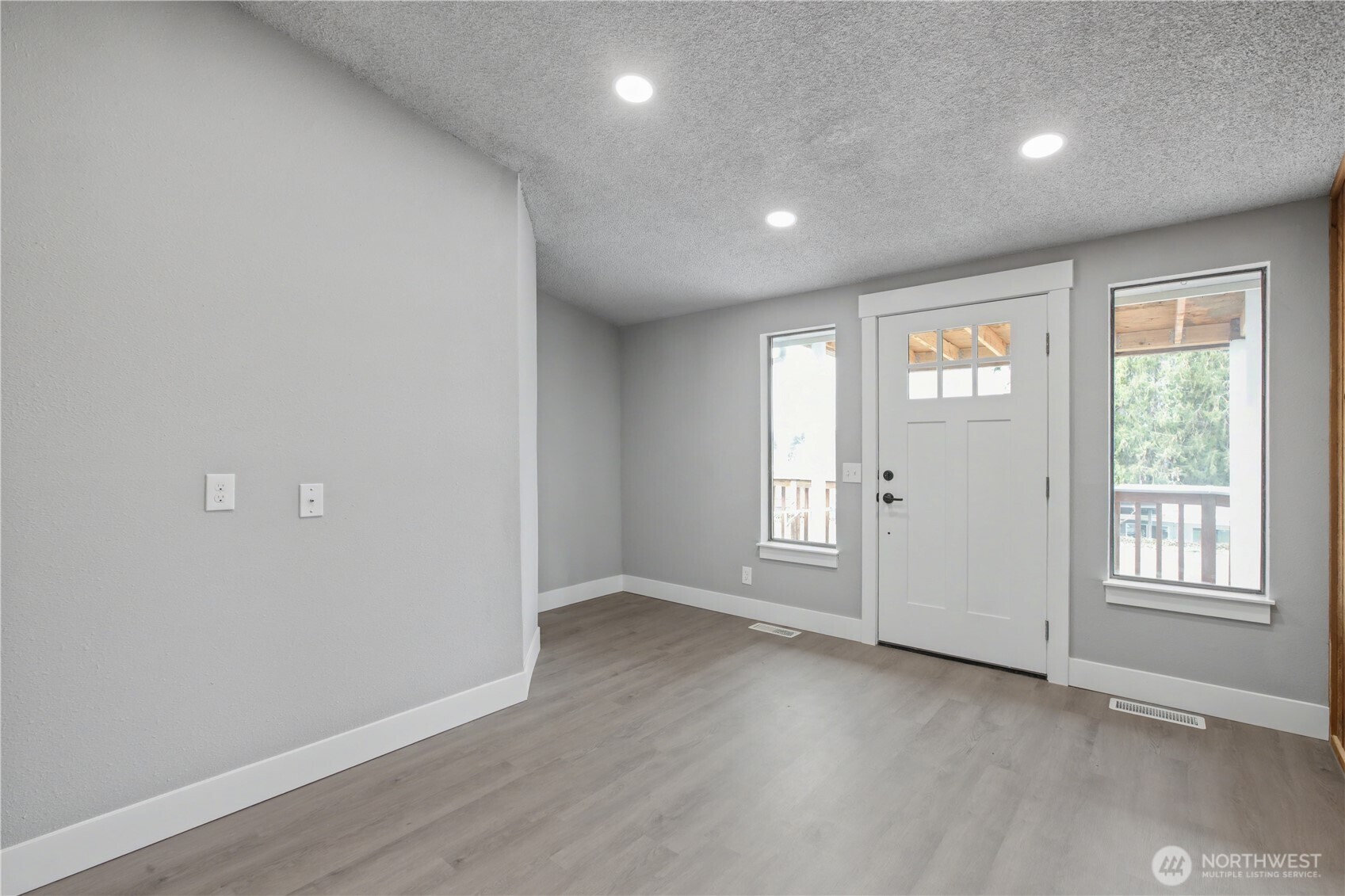332 S Birch Street Property Photo 17