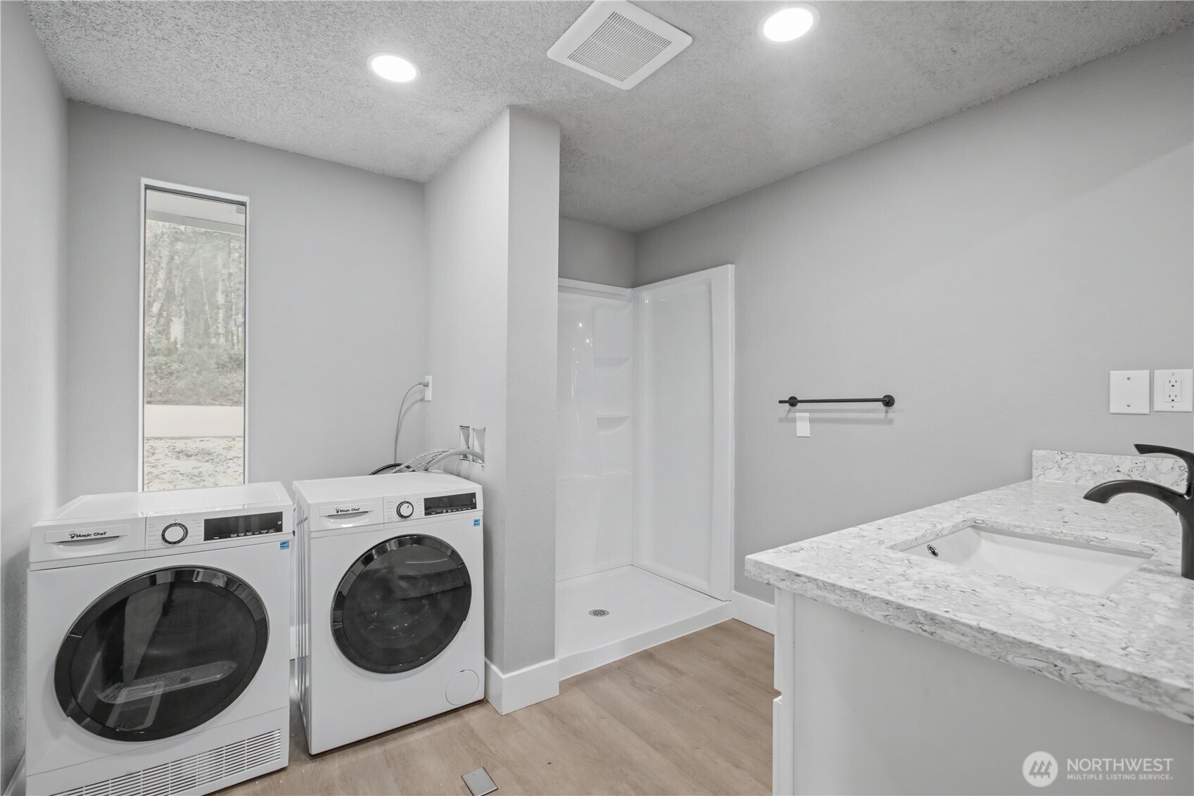 332 S Birch Street Property Photo 23