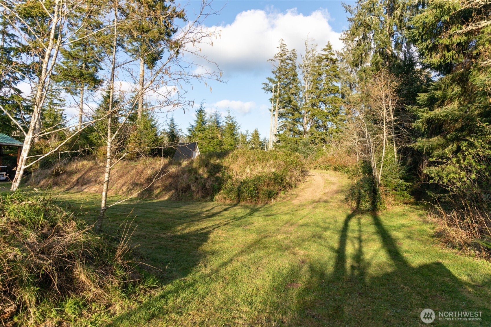 22308 Sandridge Road Property Photo 5