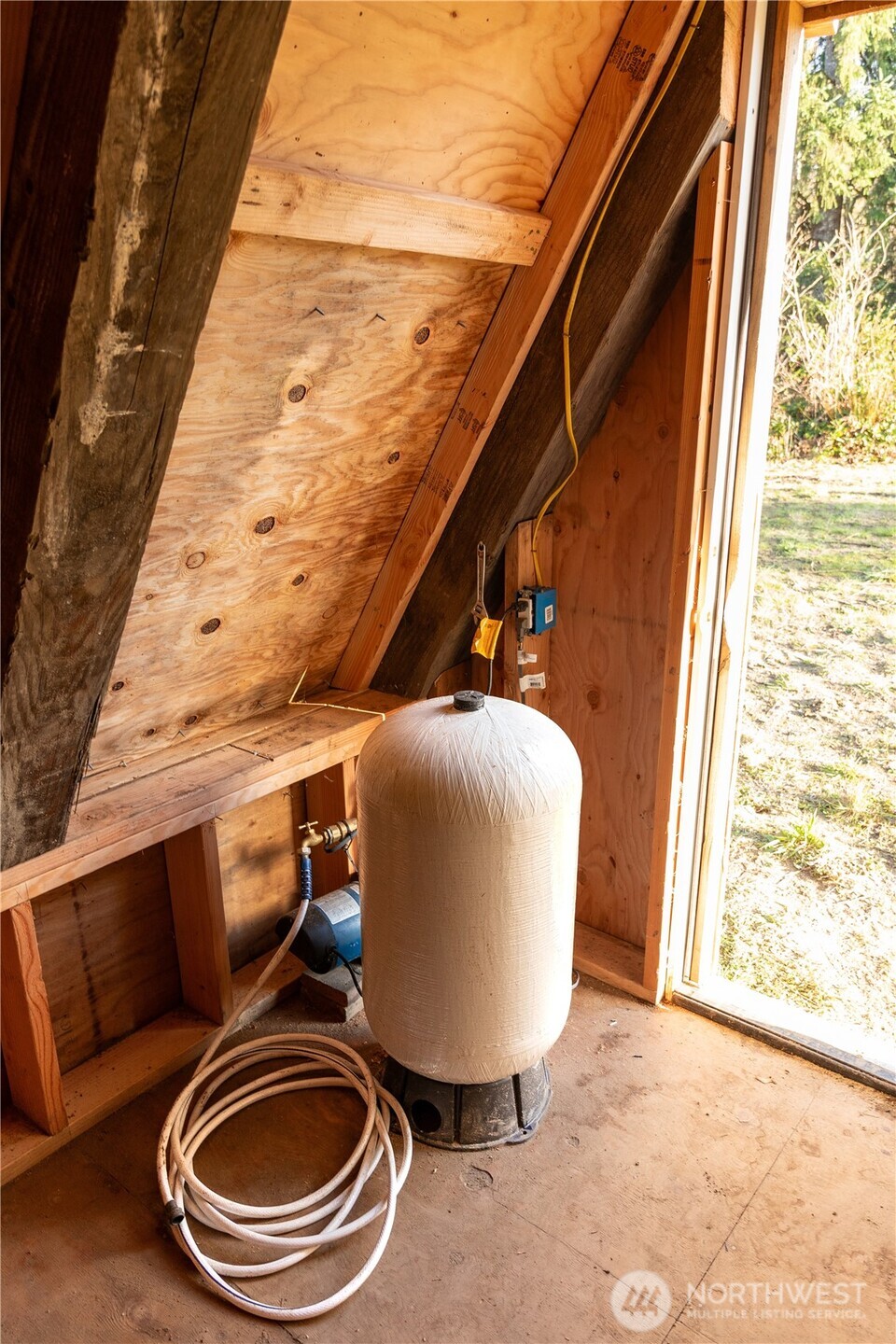22308 Sandridge Road Property Photo 12