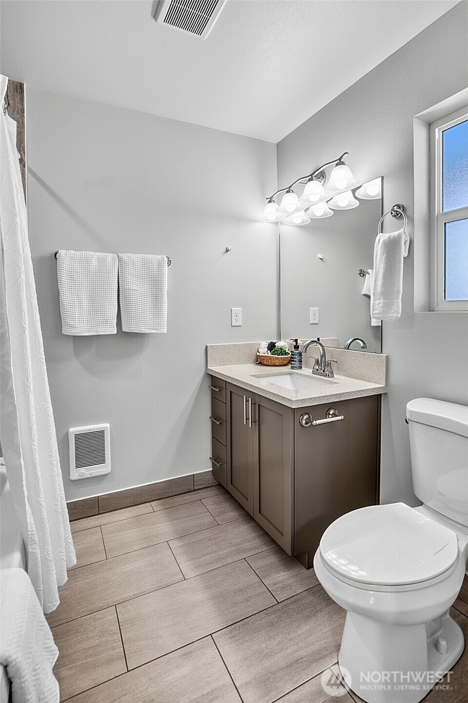 1298 Storm King Avenue Property Photo 20