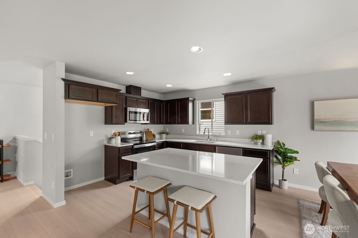 7427 45th Place Property Photo 10