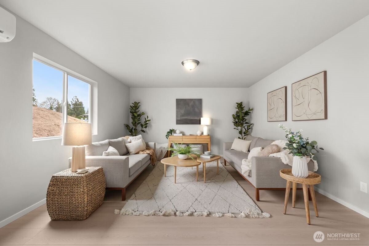 7427 45th Place Property Photo 14