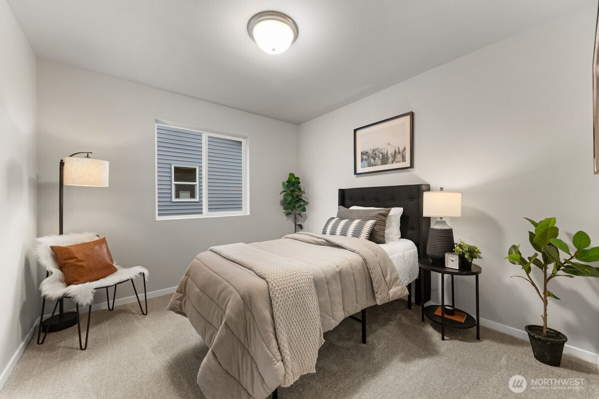 7427 45th Place Property Photo 19