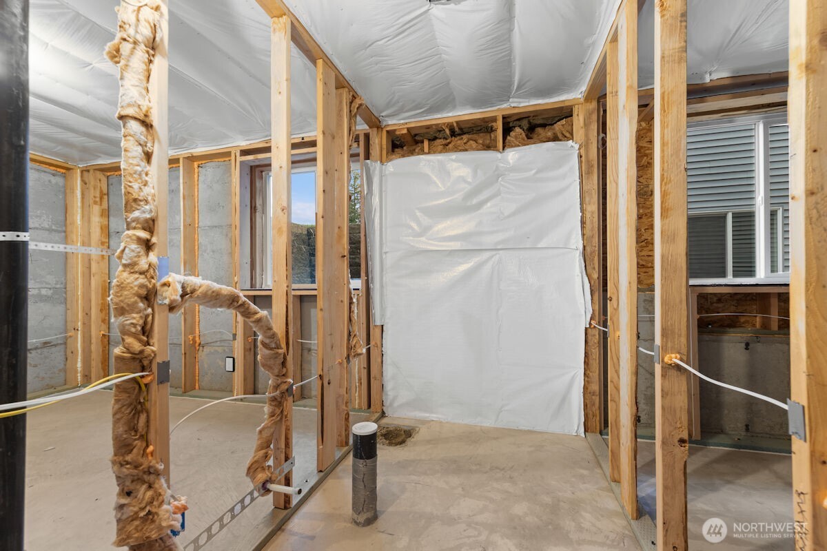 7427 45th Place Property Photo 33