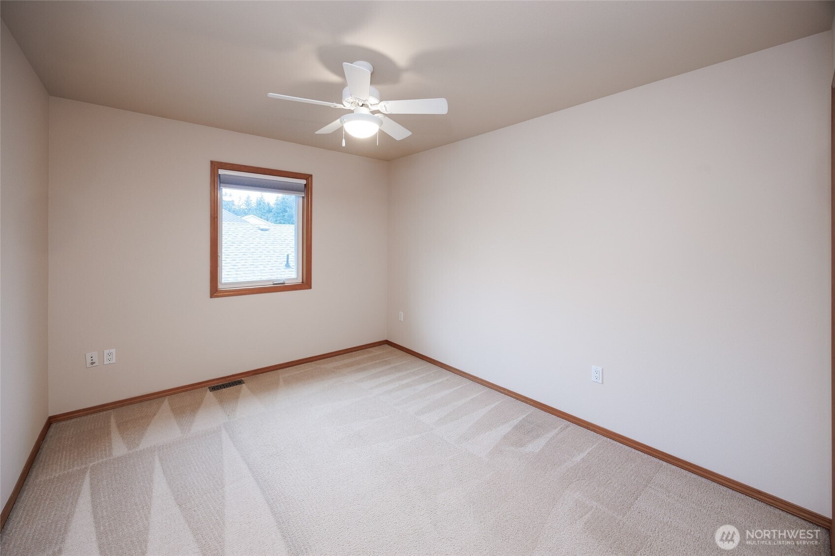 17001 31st Drive Property Photo 27
