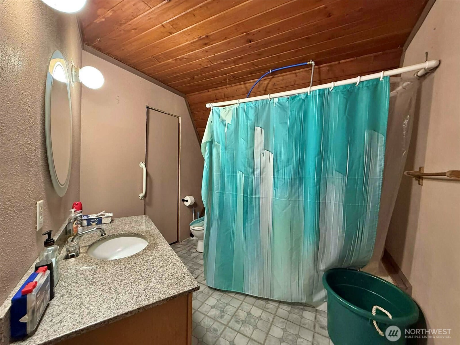 360 Peters Road Property Photo 16
