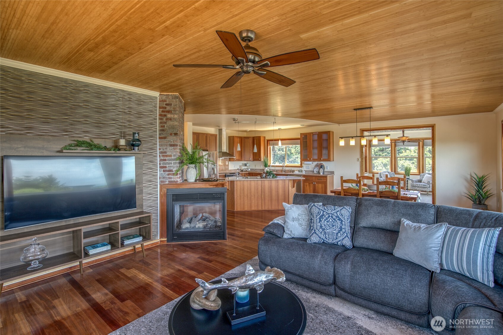 144 Sand Dune Avenue Property Photo 6