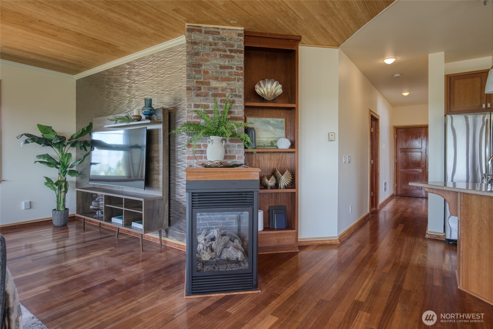 144 Sand Dune Avenue Property Photo 8