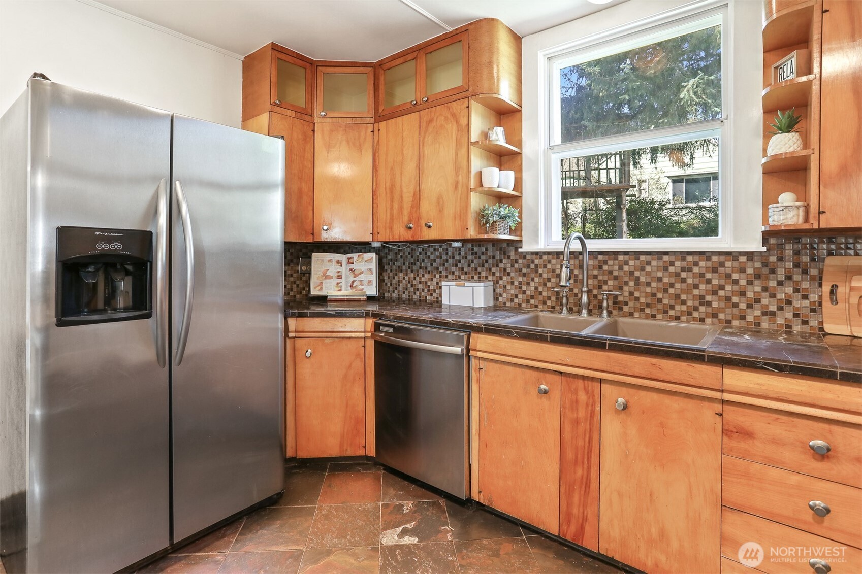 1257 S 116th Street Property Photo 16