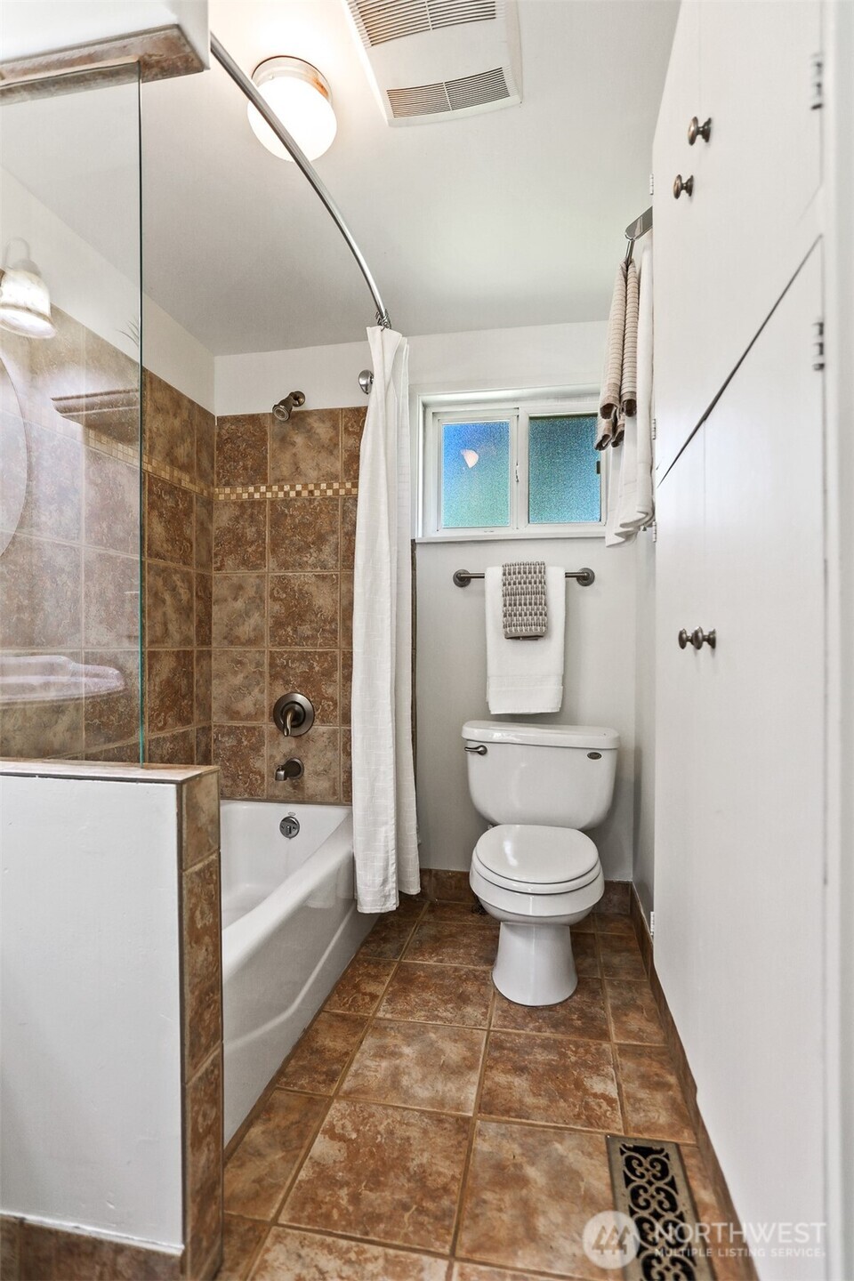 1257 S 116th Street Property Photo 25