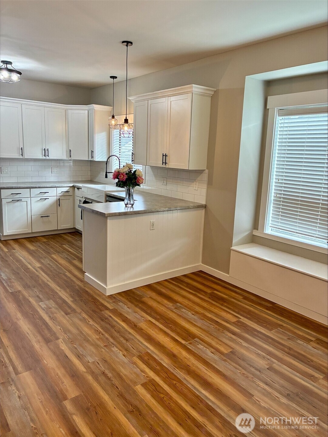 310 Second Street Property Photo 9