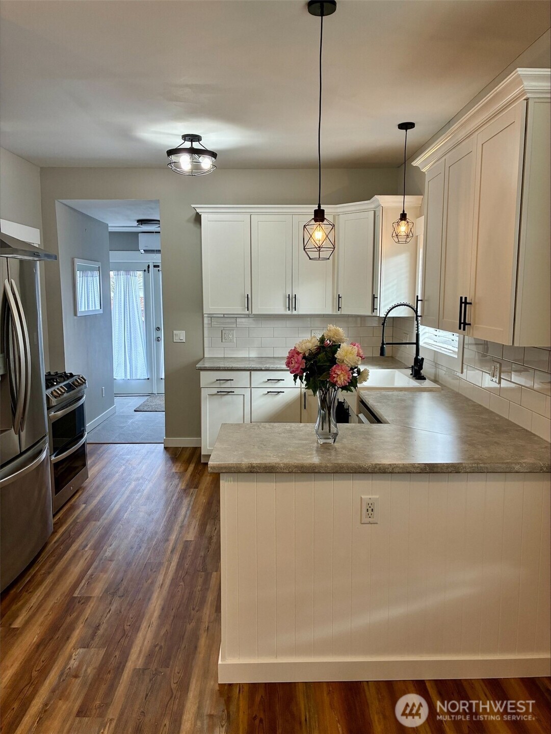 310 Second Street Property Photo 10