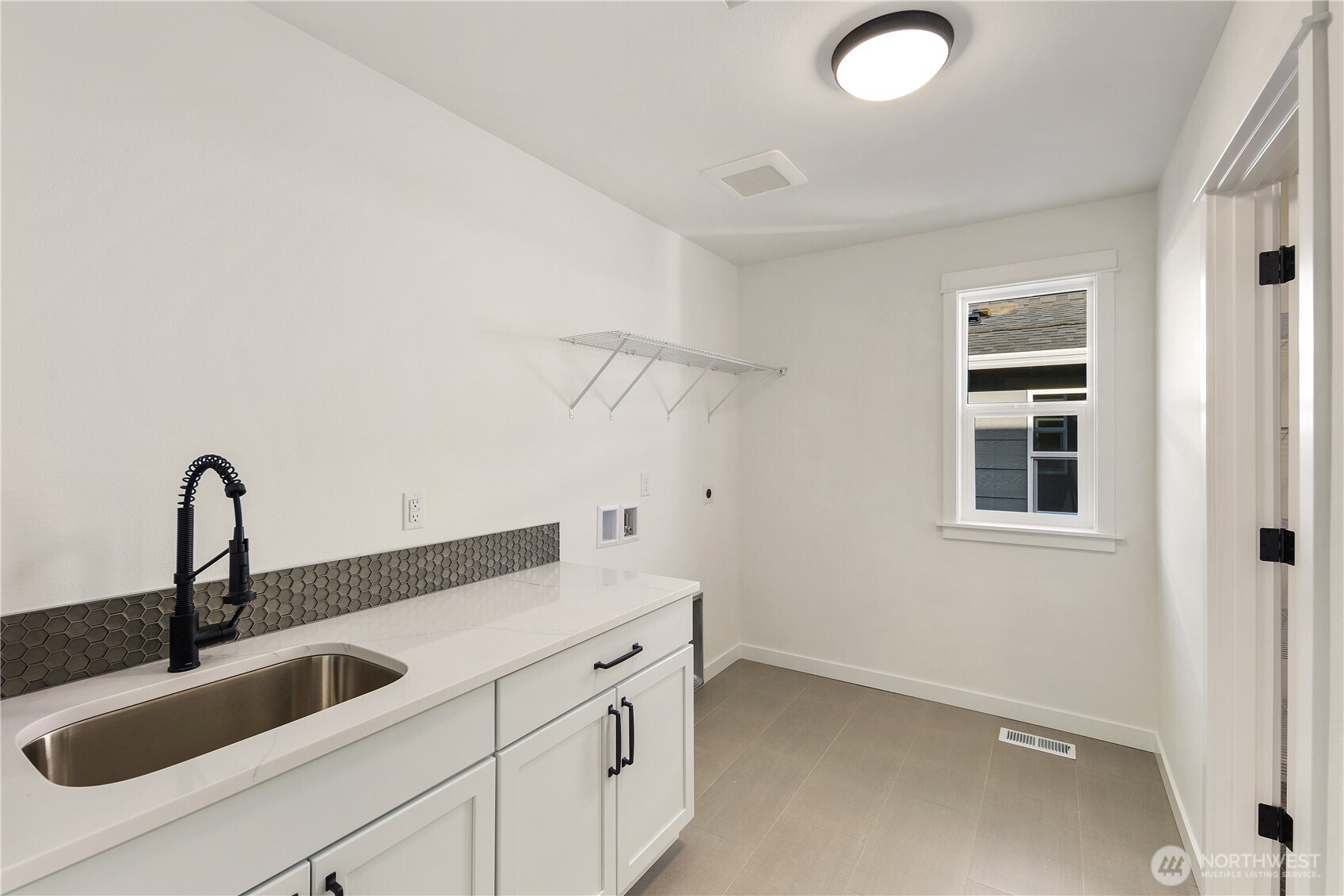 817 211th Place Property Photo 22