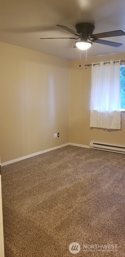 9210 9212 204th Street Property Photo 11