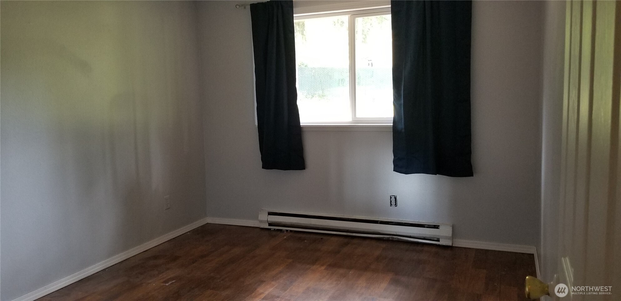 9210 9212 204th Street Property Photo 14