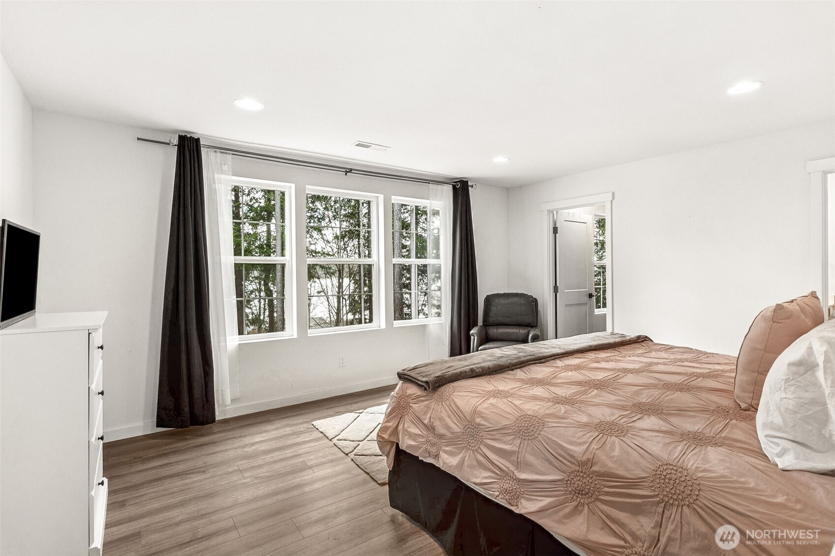 21 E Sullivan Street Property Photo 21