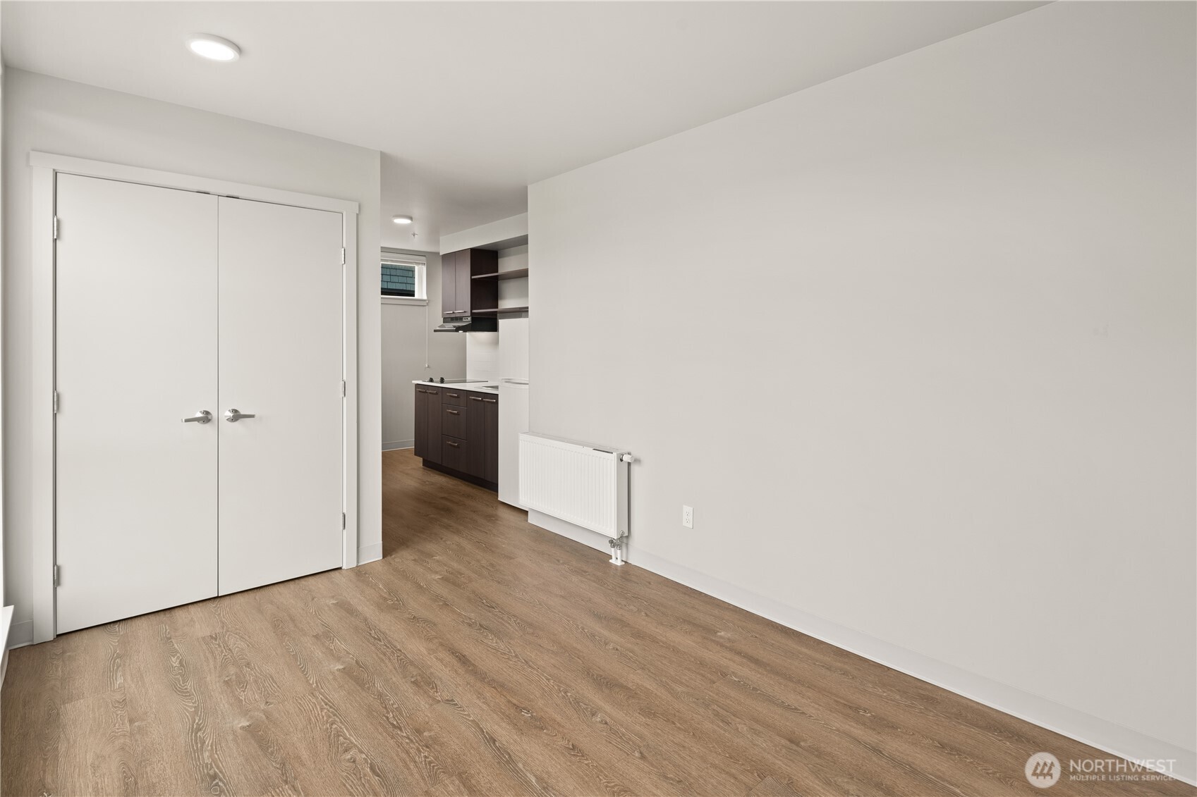 1814 E John Street Property Photo 16