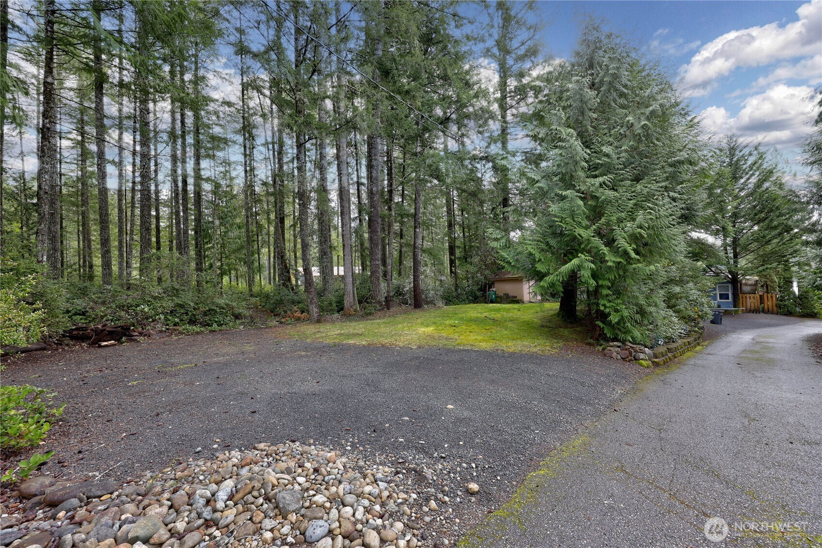 2120 Ne Tahuya Blacksmith Road Property Photo 13