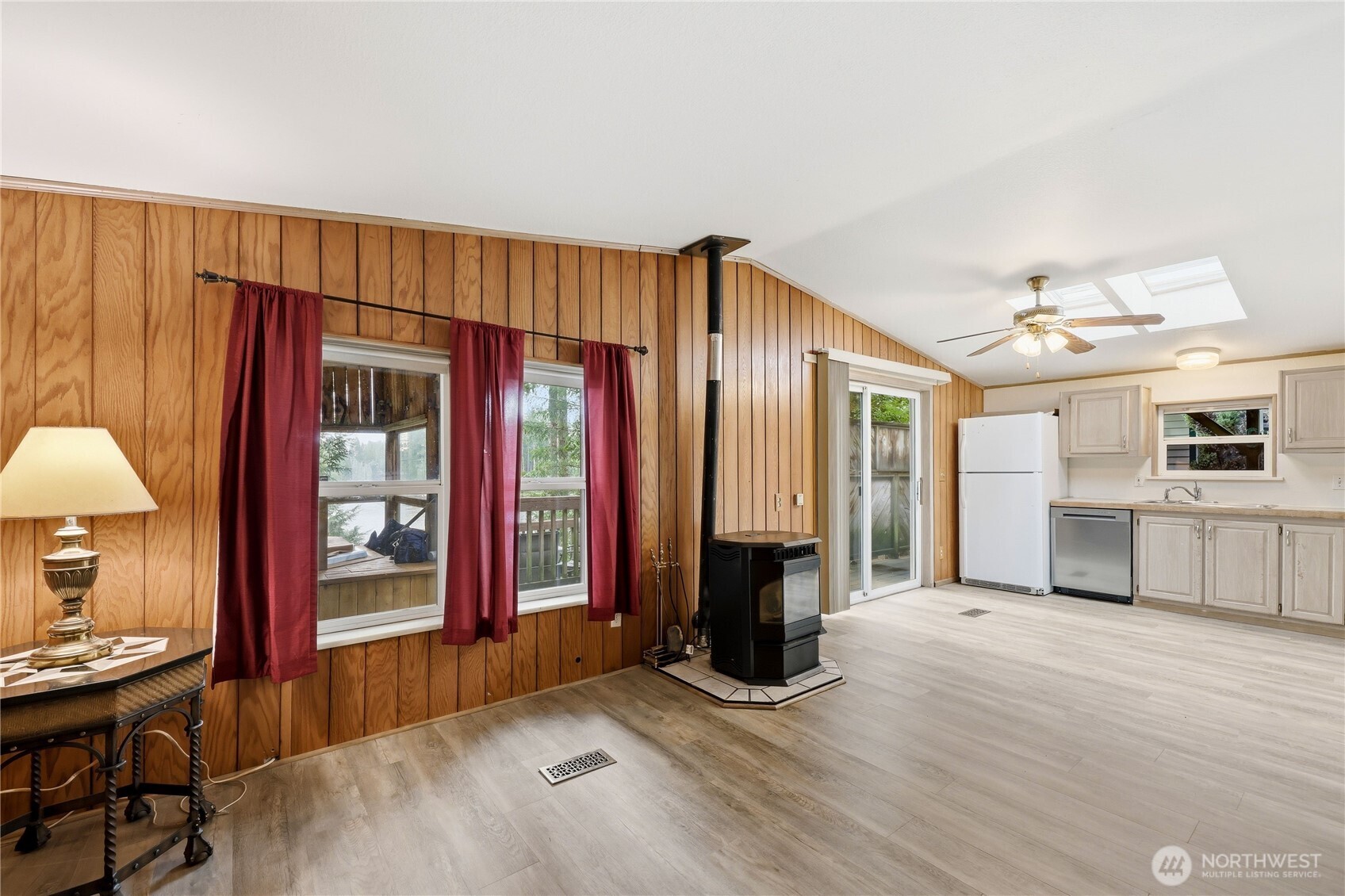 2120 Ne Tahuya Blacksmith Road Property Photo 15