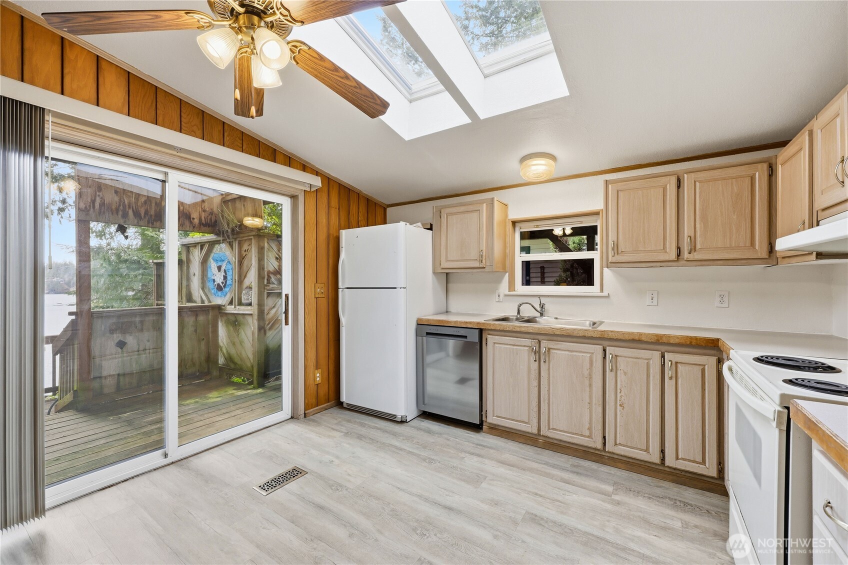 2120 Ne Tahuya Blacksmith Road Property Photo 17