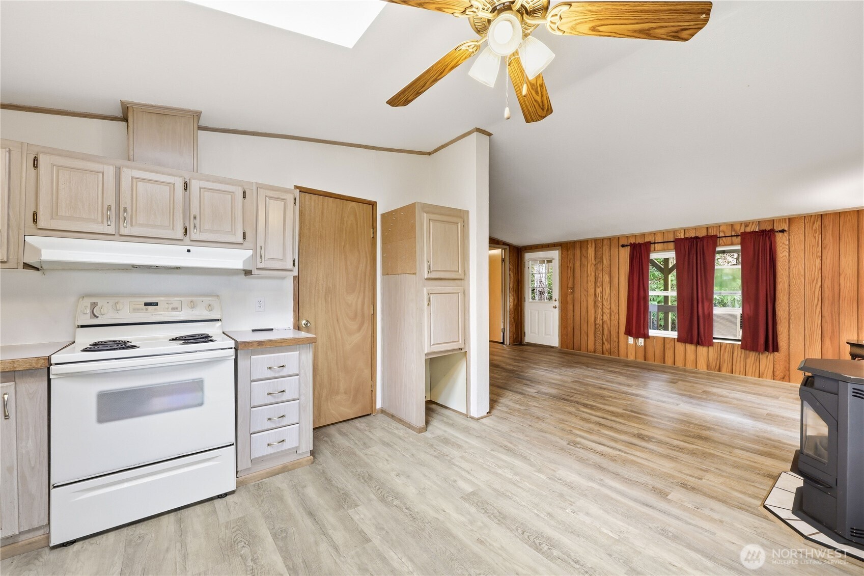 2120 Ne Tahuya Blacksmith Road Property Photo 18