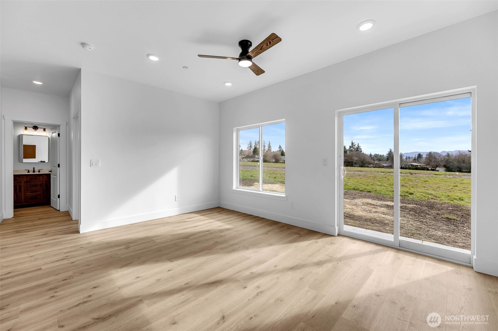 3 Anchor Way Loop B Property Photo 11