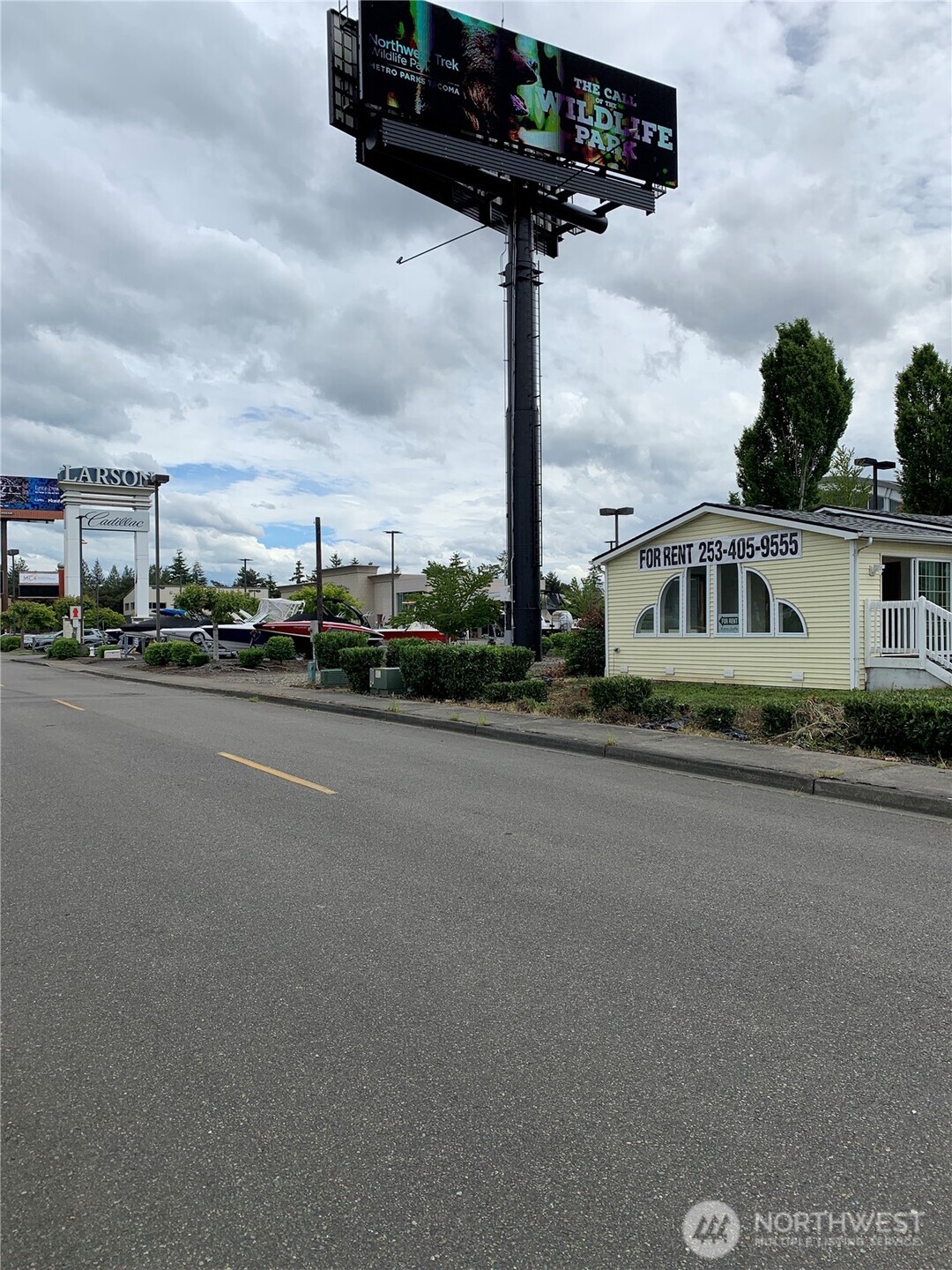 6310 18th Street Property Photo 2