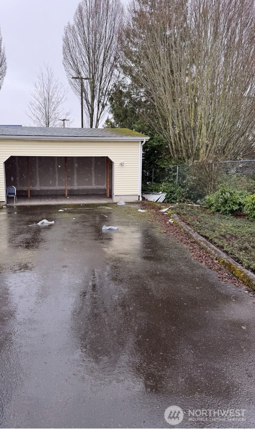 6310 18th Street Property Photo 8