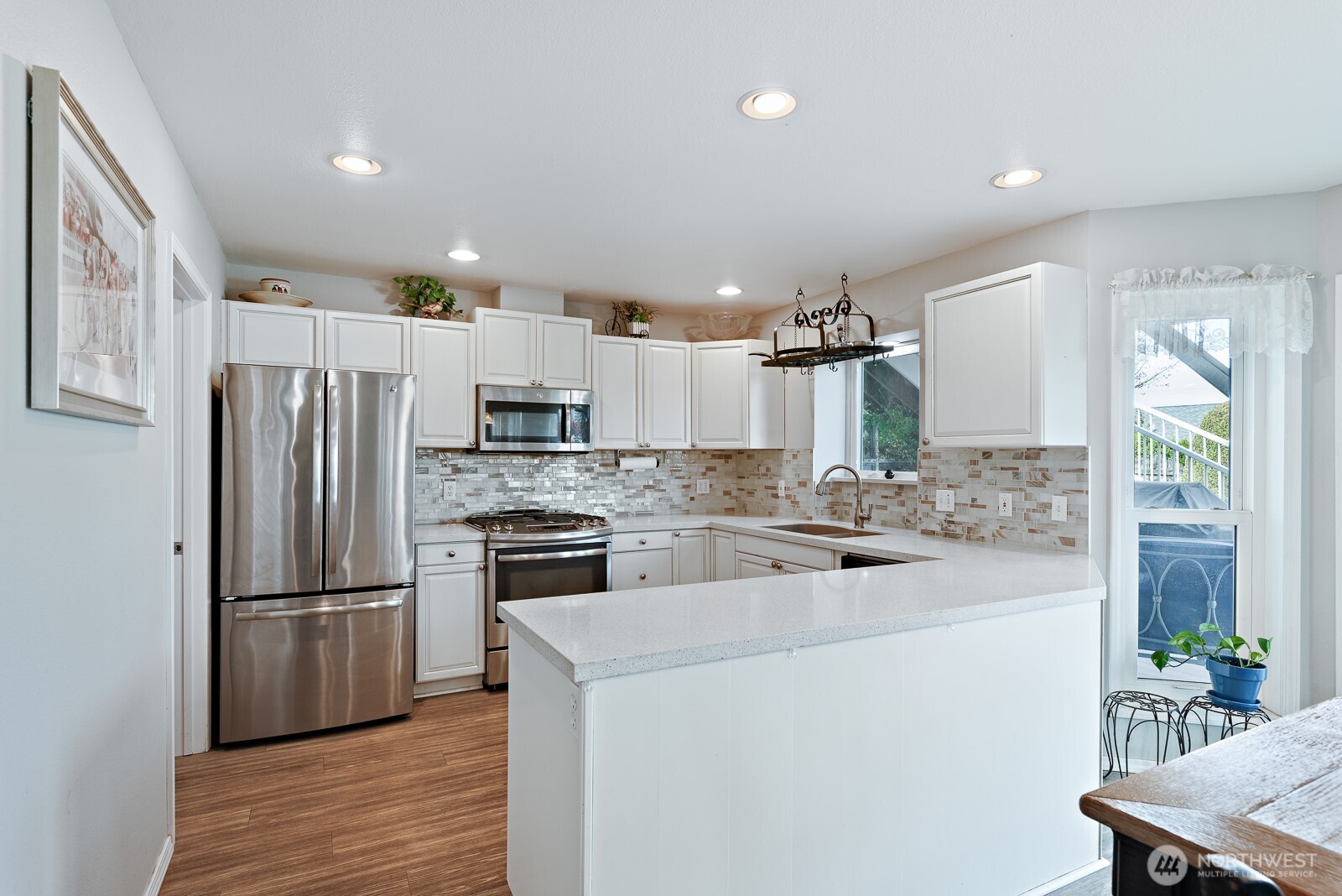 2412 16th Street Property Photo 1