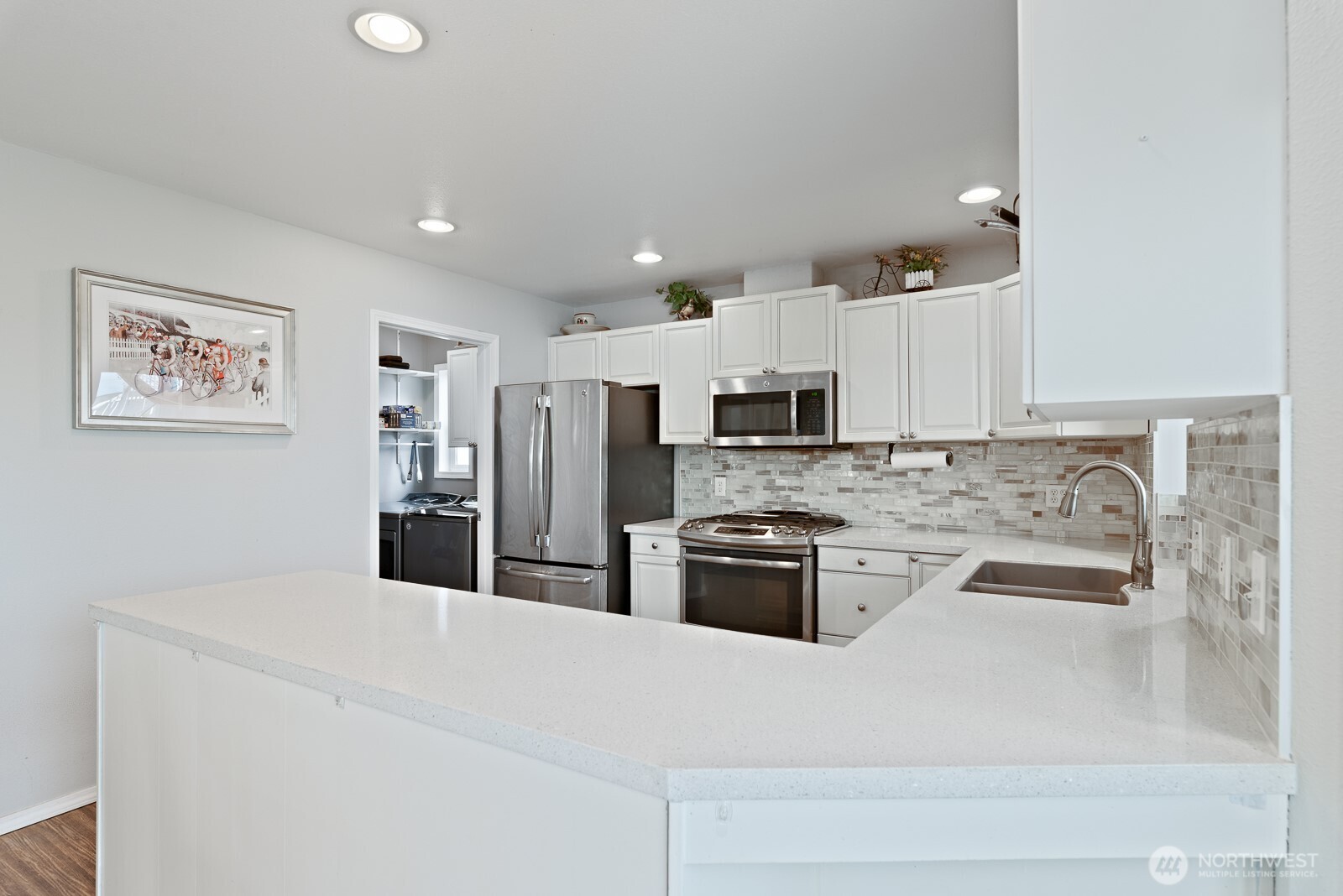 2412 16th Street Property Photo 13